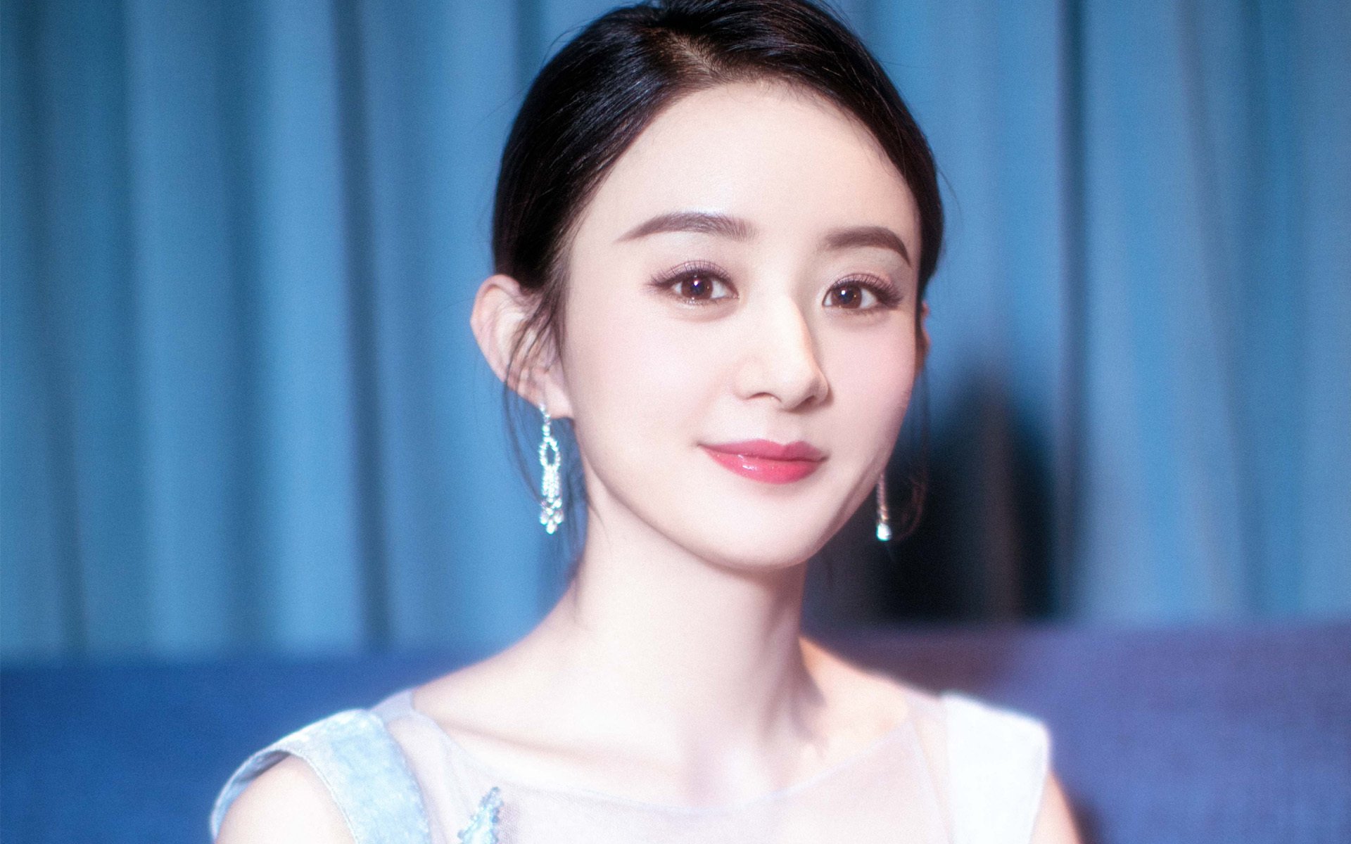 女子足球鼓励退役球员转岗参与青训与裁判工作,女足 退役