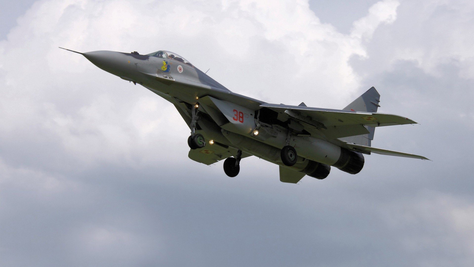 斯密斯：全黑队防线背后的无形力量，瞬间启动反击，拳王斯密斯