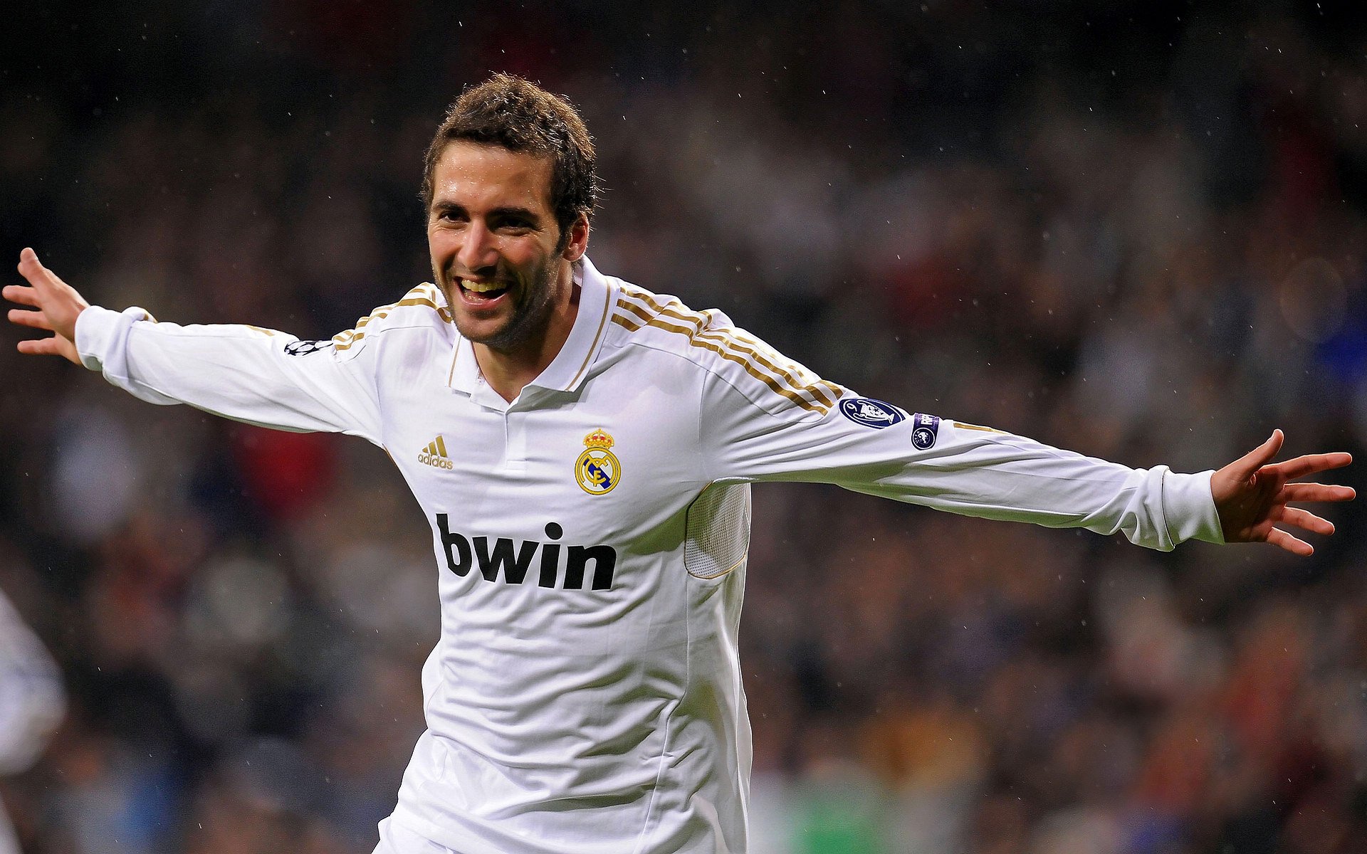 kaiyun体育app-足球赛事志愿者招募火热进行中，体验赛场幕后，足球比赛志愿者需要干什么